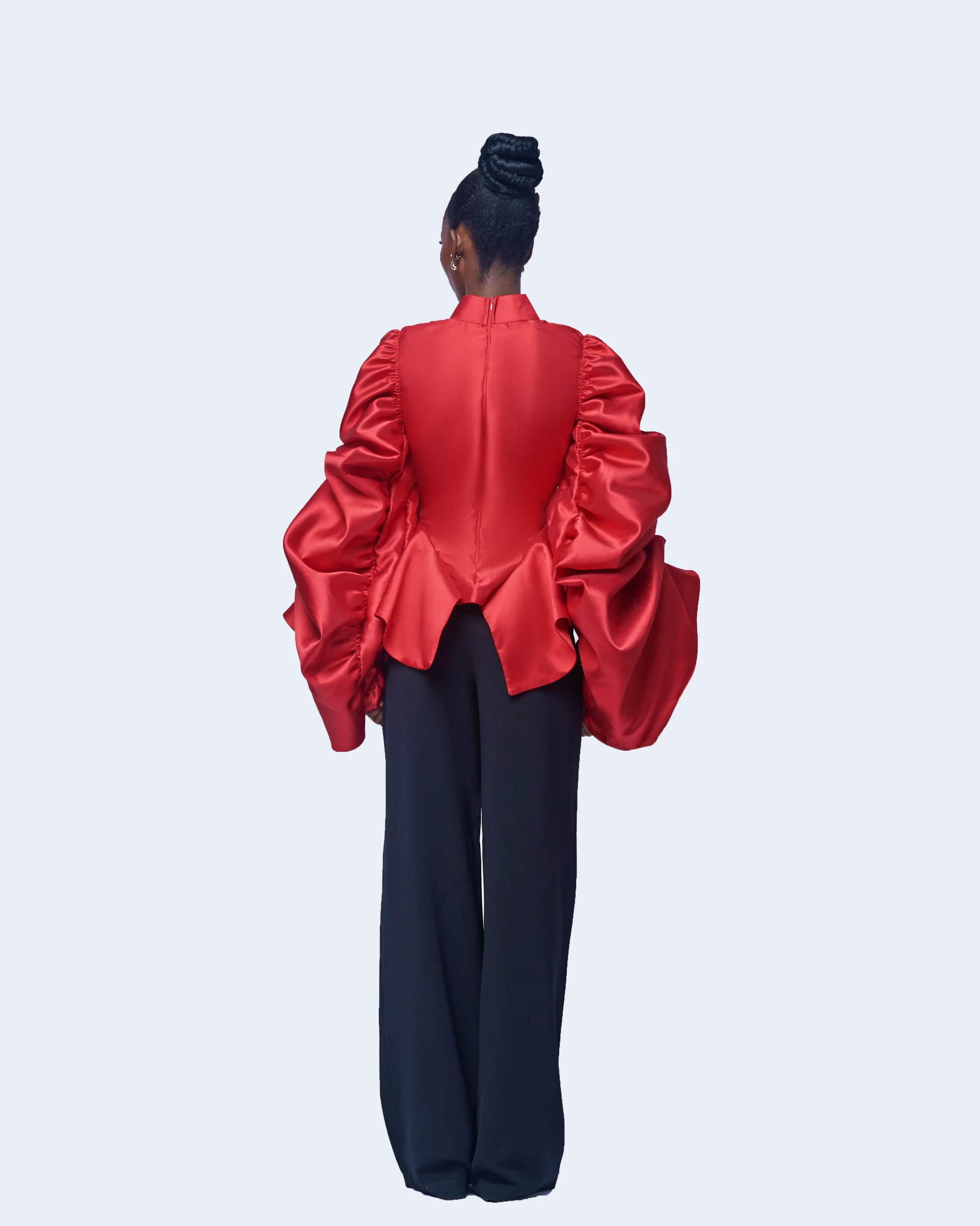 SNDRMODE - VANGUARD SCULPTED SLEEVE BLOUSE - Image 2